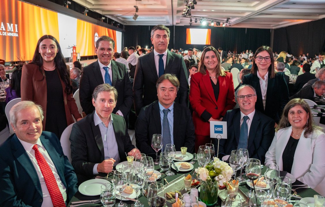 /cmp-recibe-el-premio-john-t-ryan-por-excelencia-en-seguridad-en-minas-el