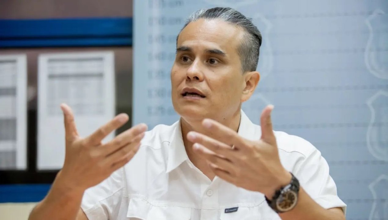 /caso-democracia-viva-carlos-contreras-deja-la-carcel-y-queda-con-arresto