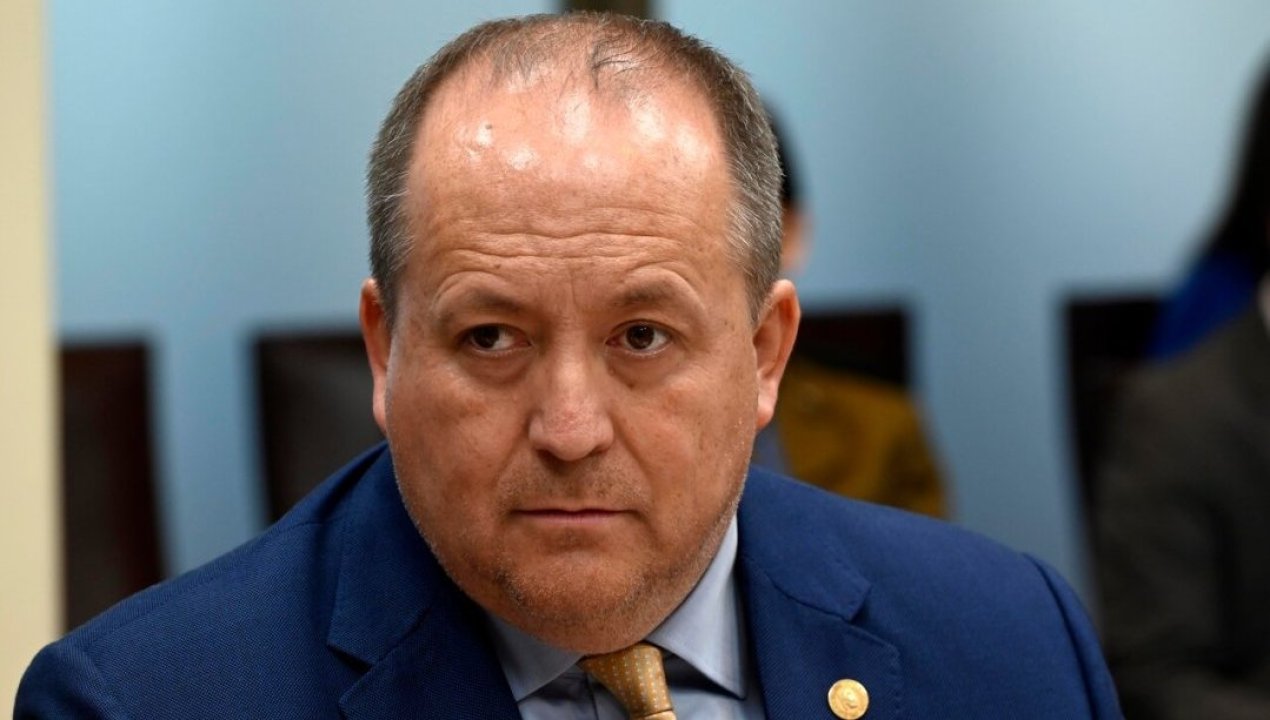 /actualidad/fiscal-angel-valencia-fija-limites-ante-el-gobierno-de-emergencia-de-kast