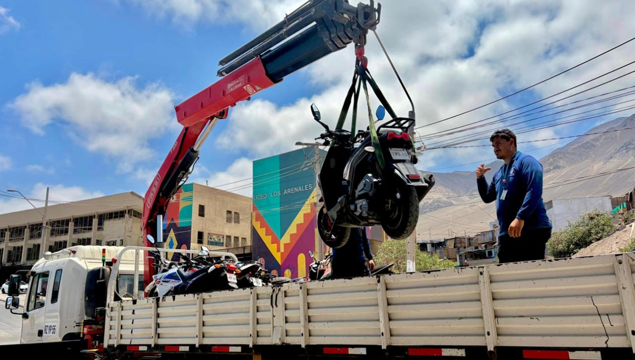 /operativo-en-sector-de-la-escuela-elmo-funez-de-antofagasta-termino-con-el